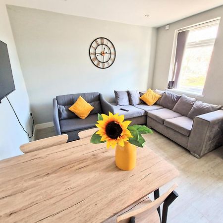 Central Reading Modern 3Br Flat - Walk To Station And High Street Экстерьер фото