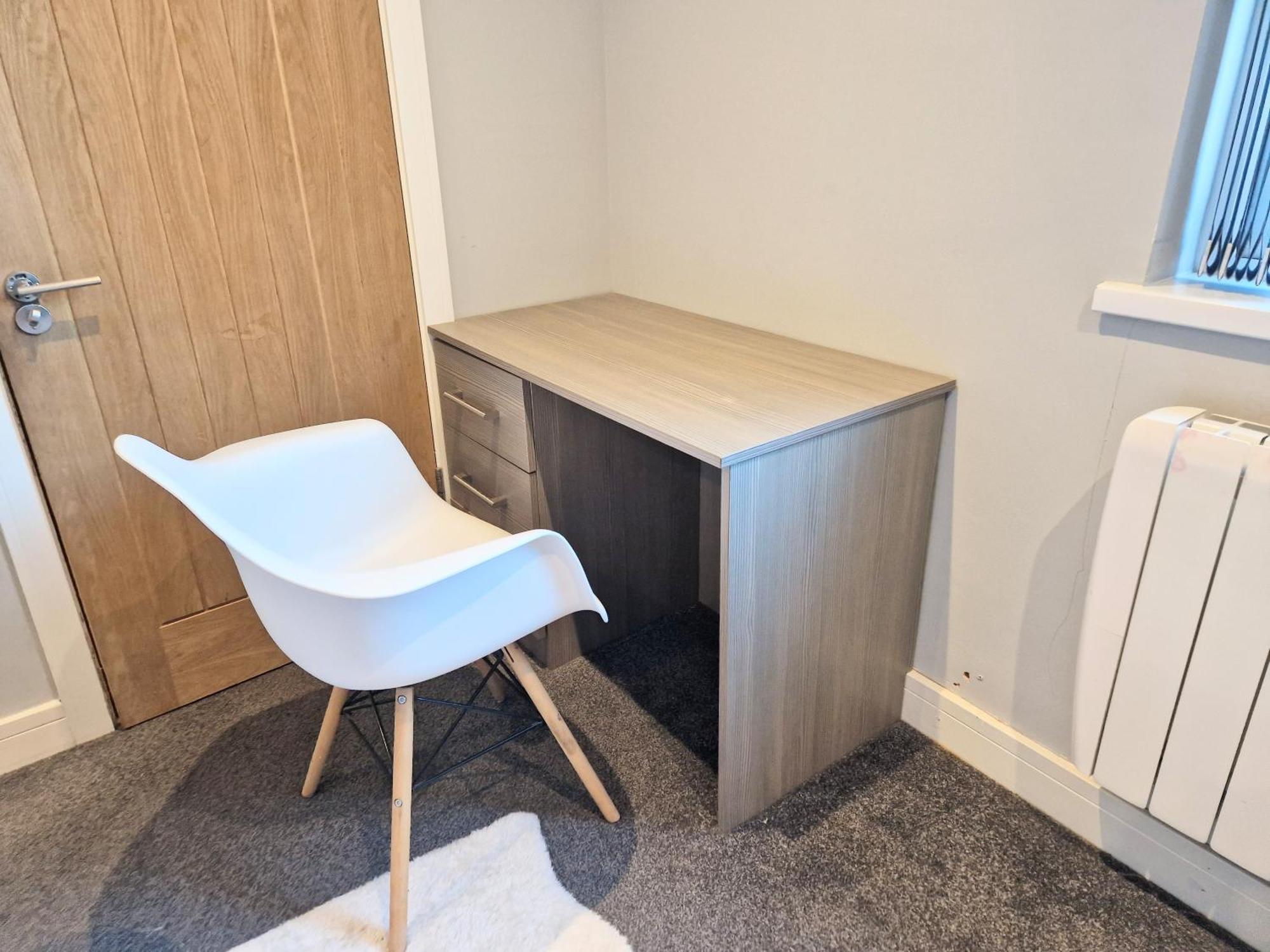 Central Reading Modern 3Br Flat - Walk To Station And High Street Экстерьер фото